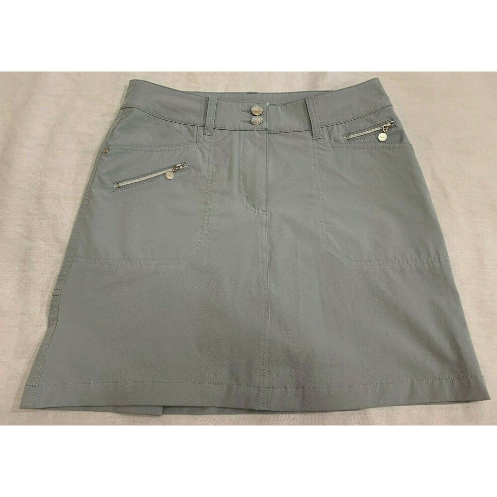 XDS BY DAILY SPORTS WOMENS SKIRT SKORT WITH BUILT SHORTS SIZE 4